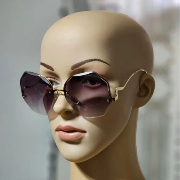 Gradient Gray Gold Tone Fashion Sunglasses - Picture 2 of 2